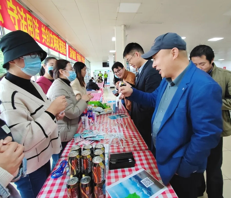 學(xué)習(xí)二十大，學(xué)法用法向未來(lái) | 與“ 尼 ”一起學(xué)法律知識(shí)競(jìng)賽圓滿召開(kāi)！